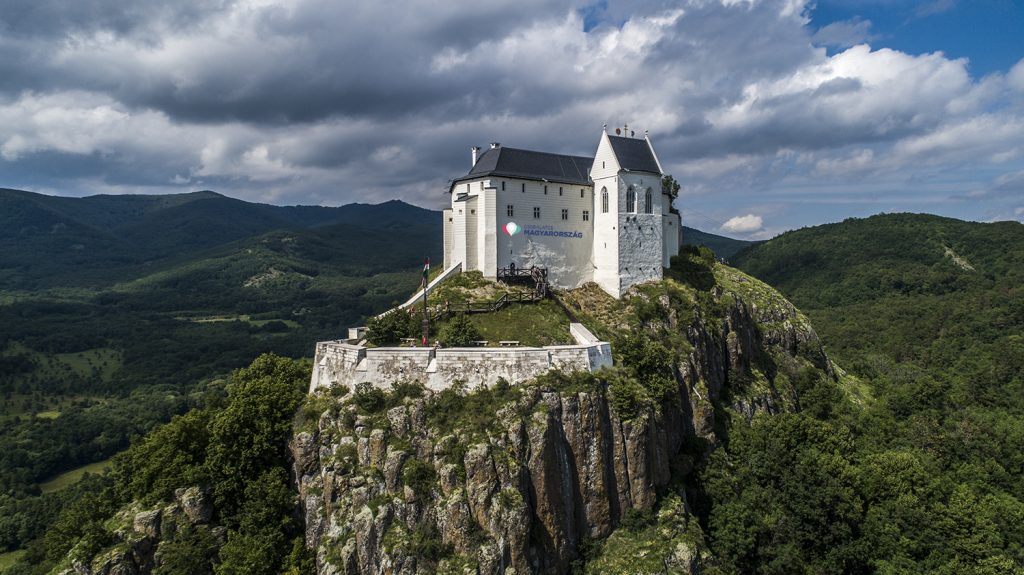 Burg Füzér, wo die Stephanskrone versteckt war