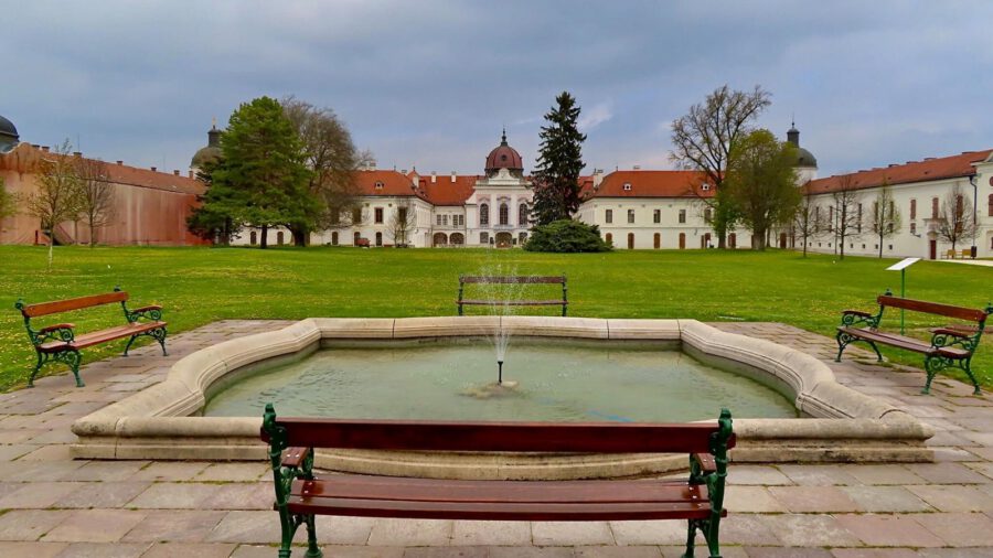 Königliches Schloss Gödöllő: Die als Krönungsgeschenk erhaltene aristokratische Residenz