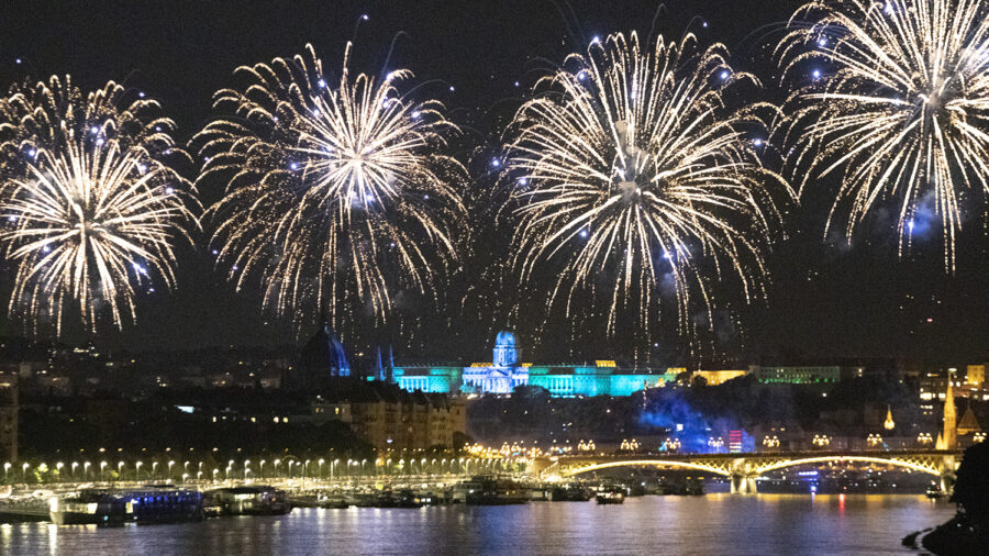 Das größte Feuerwerk Europas findet am 20. August in Budapest statt