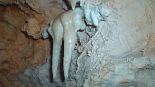 Vértessomló-Höhle