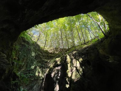 Ein geologisches Abenteuer in der Udvar-Kő-Höhle